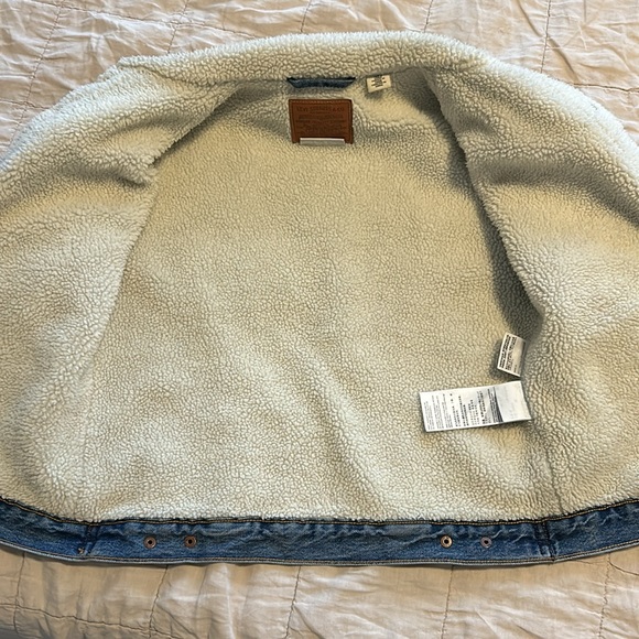 Original Sherpa Trucker Jacket - Picture 8 of 10